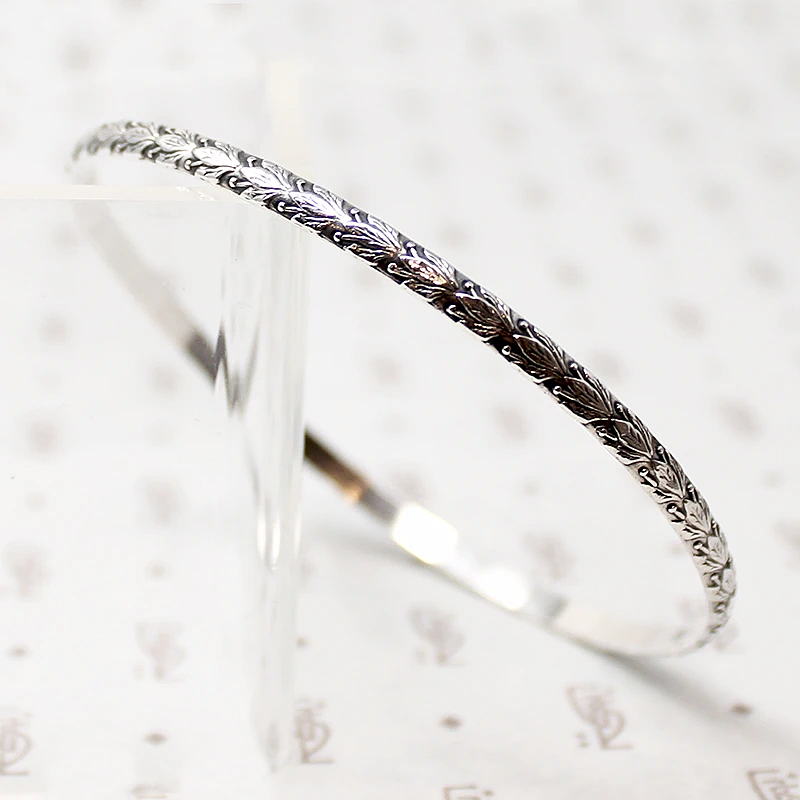 Vintage Sterling Silver Bangle with Engraved Leaves