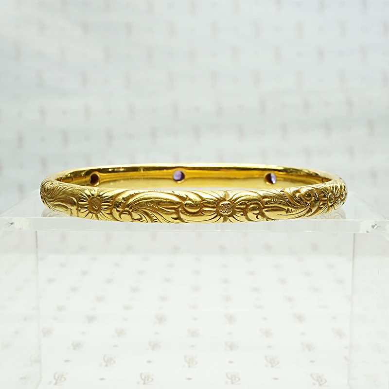 American Art Nouveau 14k Repoussé Bangle Bracelet set with Amethysts. Back view.