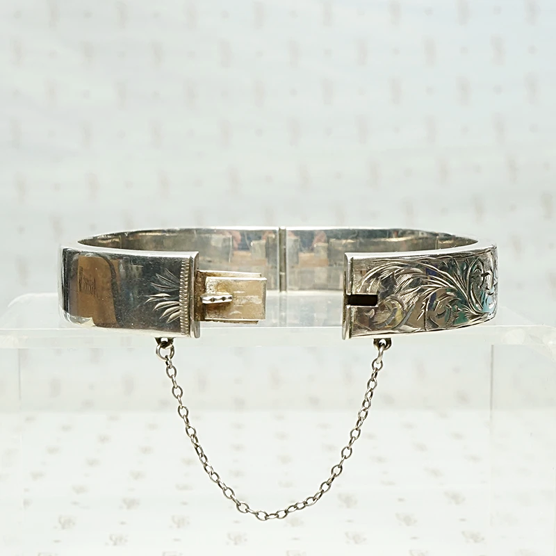 English Victorian Revival Engraved Silver Bangle. Clasp view.