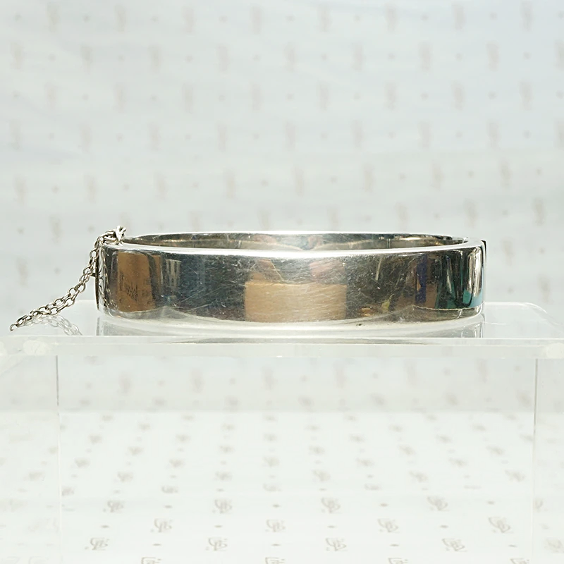 English Victorian Revival Engraved Silver Bangle. Back view.