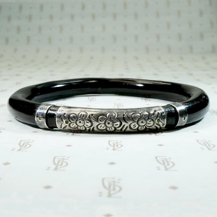 Antique Chinese Black Lacquer & Silver Bangle