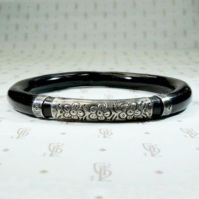 Antique Chinese Black Lacquer & Silver Bangle