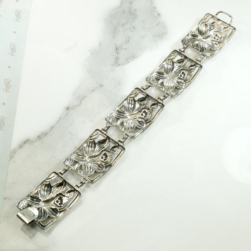 Delightful Daffodil Panel Bracelet by Danecraft