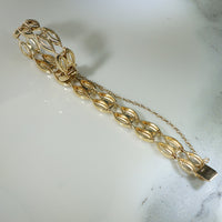 Golden Beauty a Lovely Vintage Bracelet