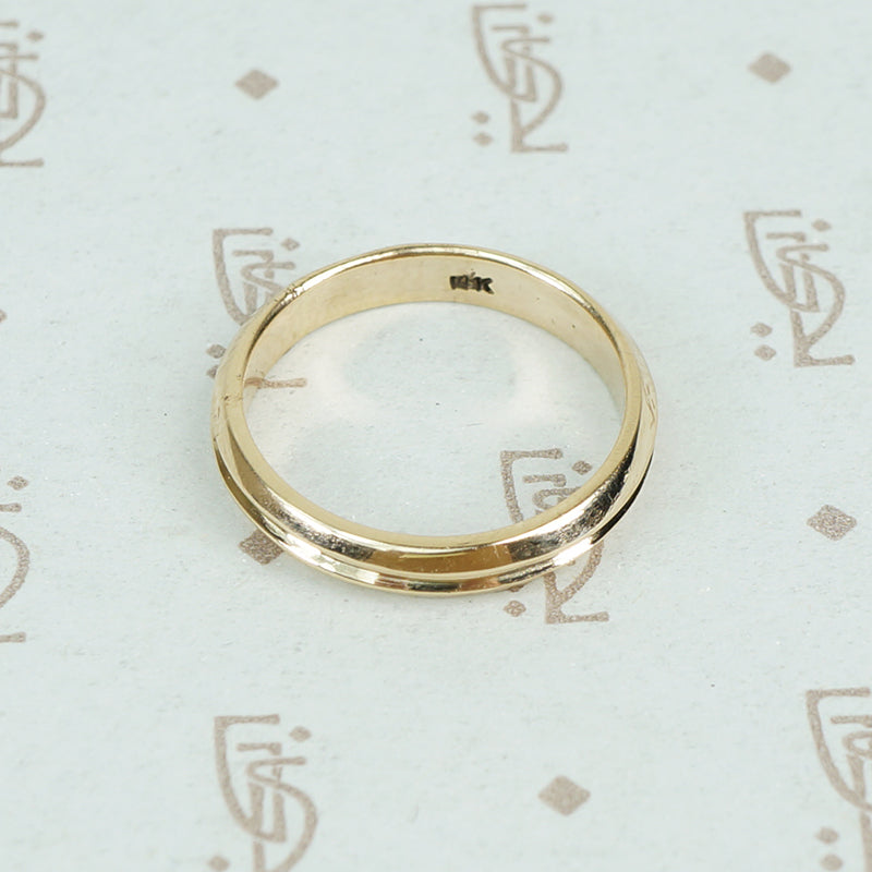 slim vintage yellow gold band with groove 14k