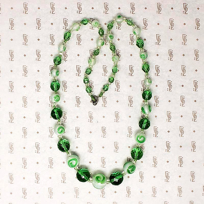 Fresh & Vivid Green Glass Bead Necklace
