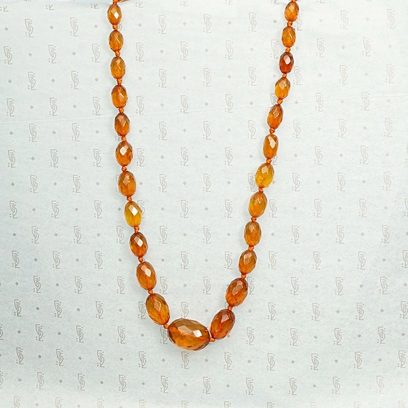Antique Bourbon-Colored Graduated Amber Beads