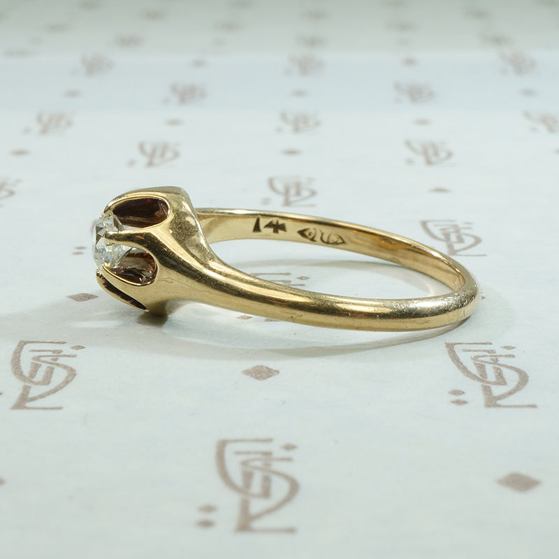 European Cut Diamond Glimmering Gold Ring