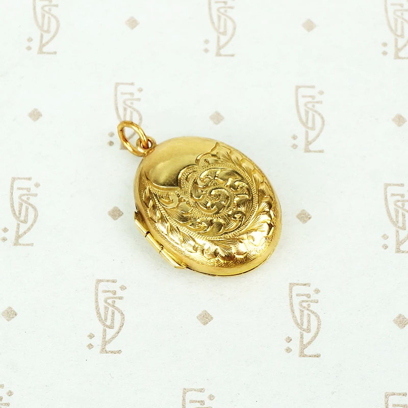 9ct gold backs and fronts locket