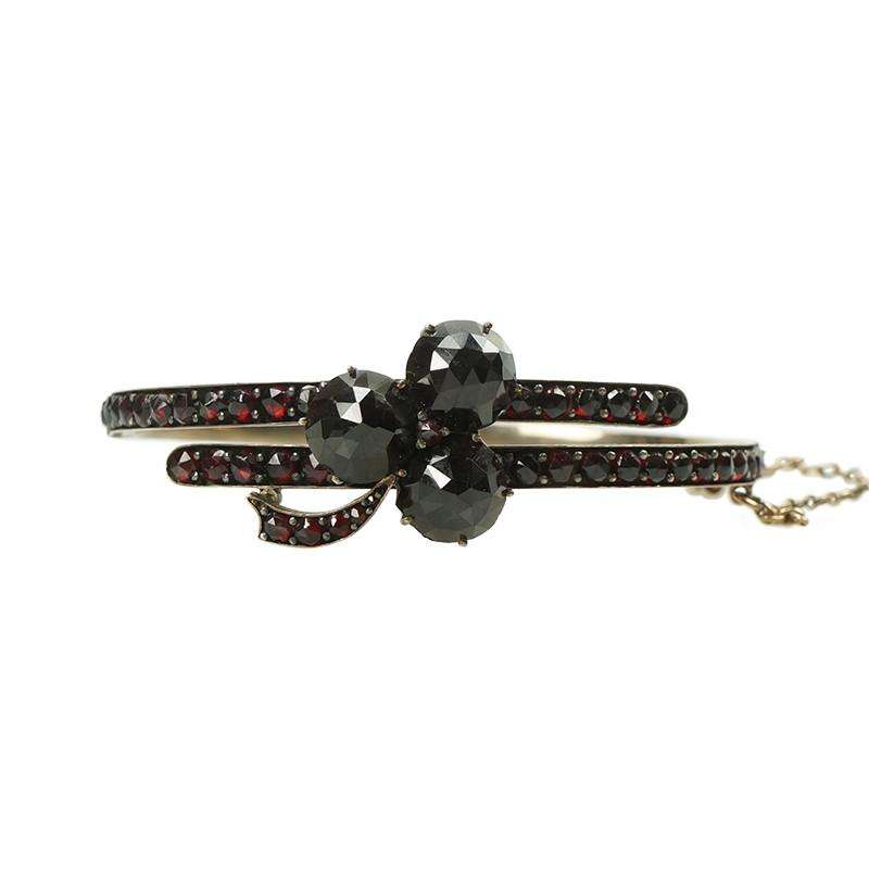 Bohemian Rose Cut Garnet Bracelet Unique Clover Design