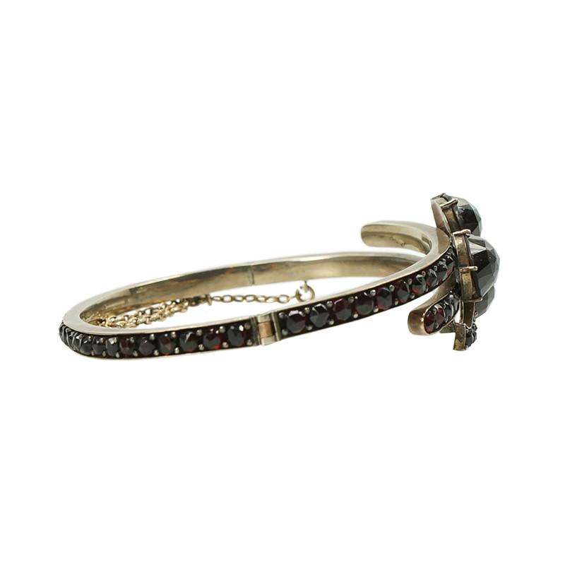 Bohemian Rose Cut Garnet Bracelet Unique Clover Design
