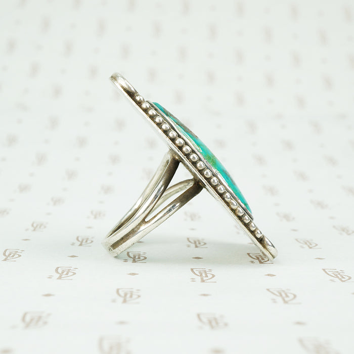 Stunning Large Turquoise and Silver Vintage Ring