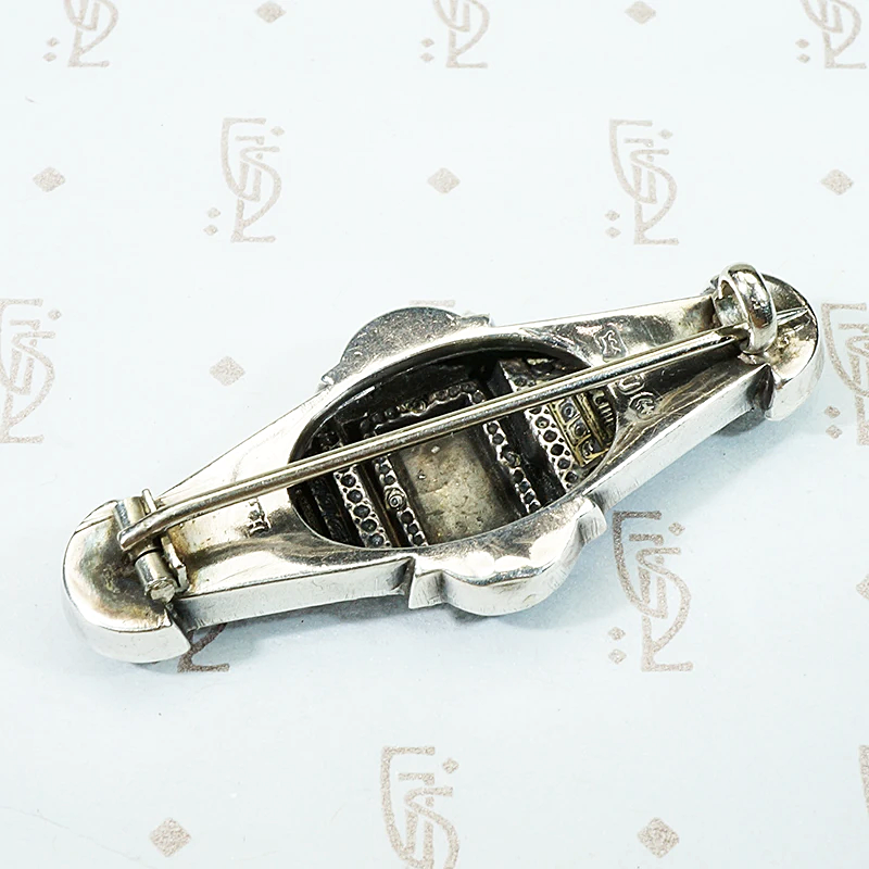 Victorian English Silver Brooch with Engraved Ivy