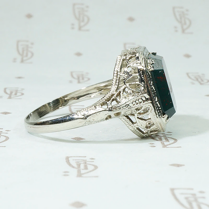 Beveled Bloodstone Art Deco Filigree Ring