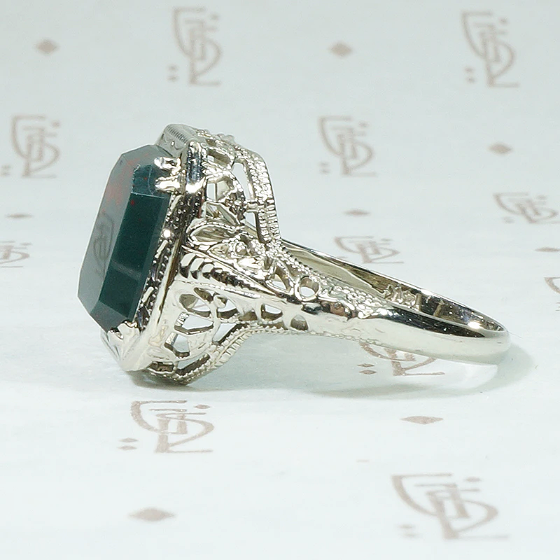 Beveled Bloodstone Art Deco Filigree Ring