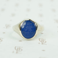 blue agate seal ring "Esse Quam Videu" in white gold