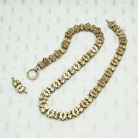 Versatile Bold & Graphic Link Antique Book Chain
