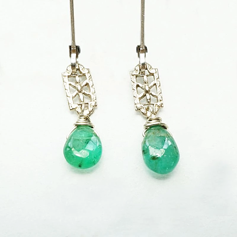 Emerald & White Gold Filigree Earrings by brunet