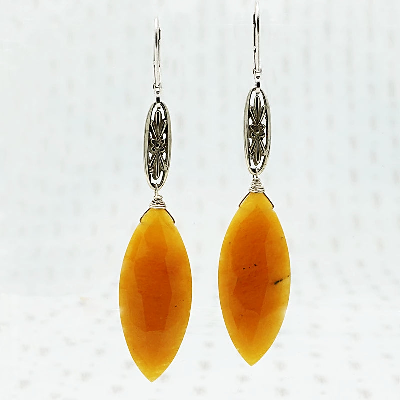 The Marché Pendant Drop Earrings by brunet in White Gold with Aventurine