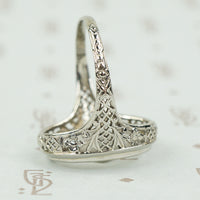 Deco Filigree White Gold Camphor Glass Ring