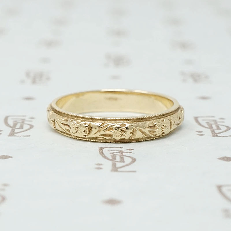 Romantic Garland Vintage Wedding Band