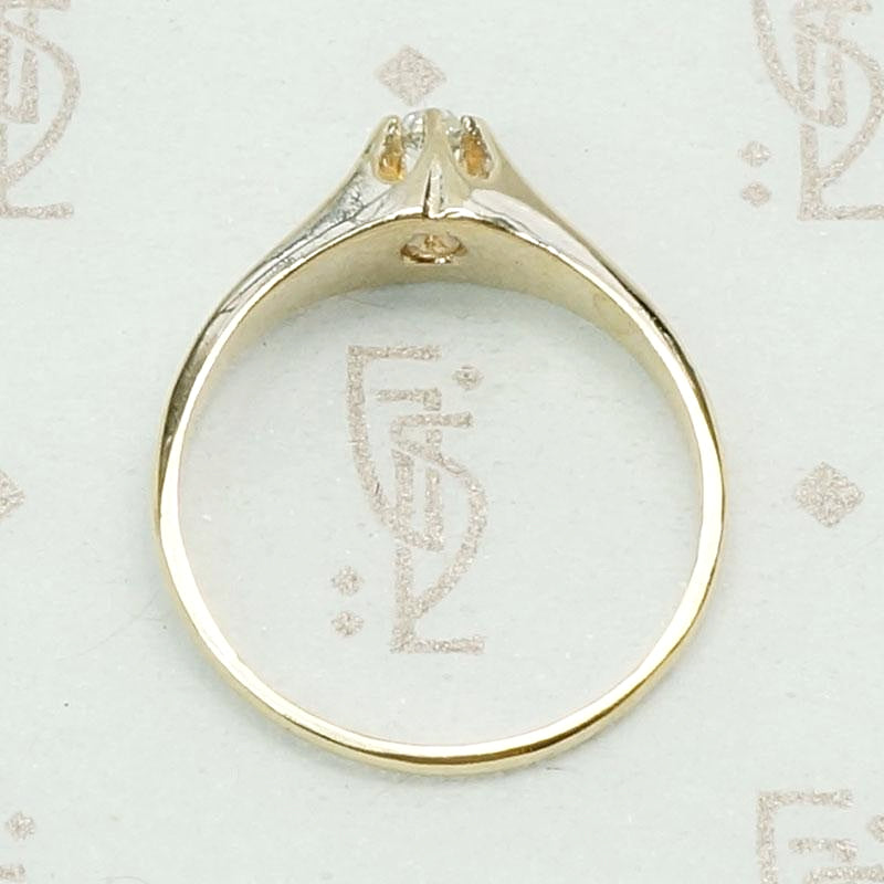 Victorian Buttercup Diamond Solitaire Ring