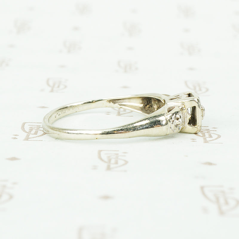 1940's White Gold diamond Flower Engagement Ring