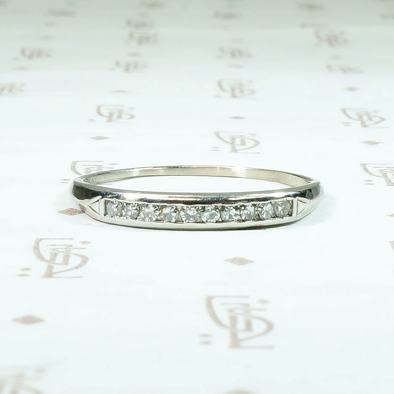 Slim Retro Diamond Band in Palladium & White Gold