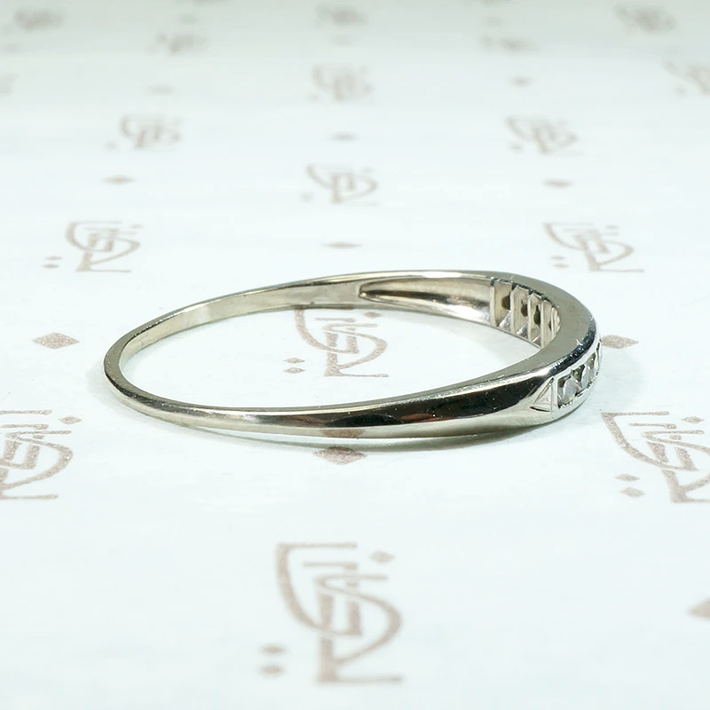 Slim Retro Diamond Band in Palladium & White Gold