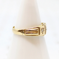 Star Set Diamonds 18ct English Band