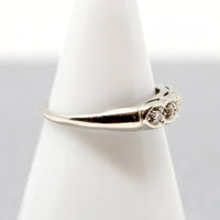 Scalloped White Gold & Diamond Wedding Band
