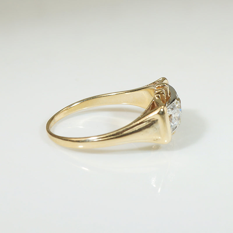 1940's Retro 2-tone Jabel Diamond Ring