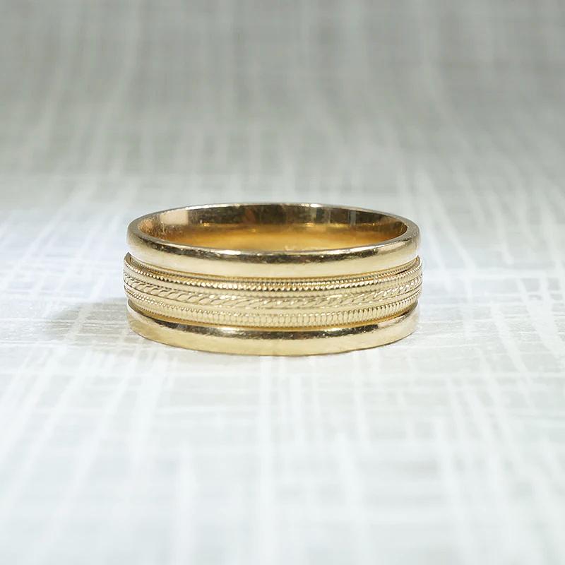 Wonderful Patterned Wedding Band from ArtCarved