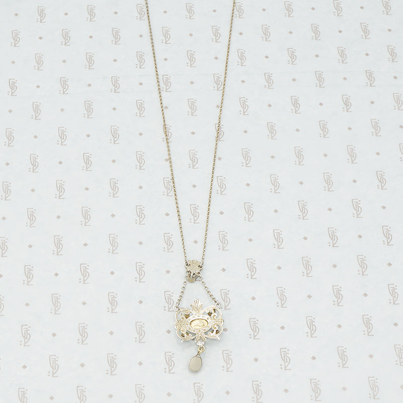 austro-hungarian chrysoprase and mother of pearl pendant in gilt silver back