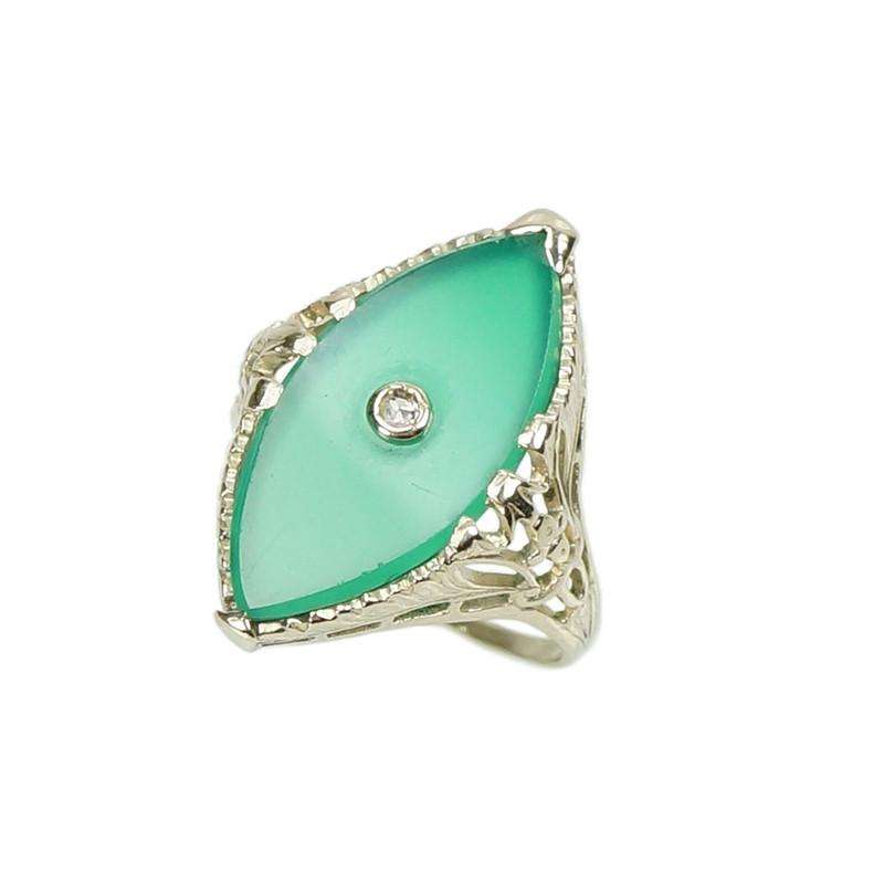 Deco White Gold Filigree and Chrysoprase Ring