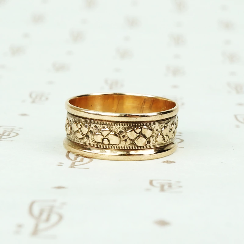 1860's Gold Wide Fancy Band