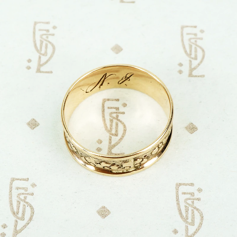 1860's Gold Wide Fancy Band
