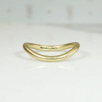 West German Curved Green 18k Gold Band