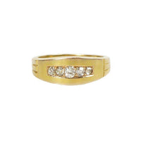 English 15k Cushion Cut Diamond Band
