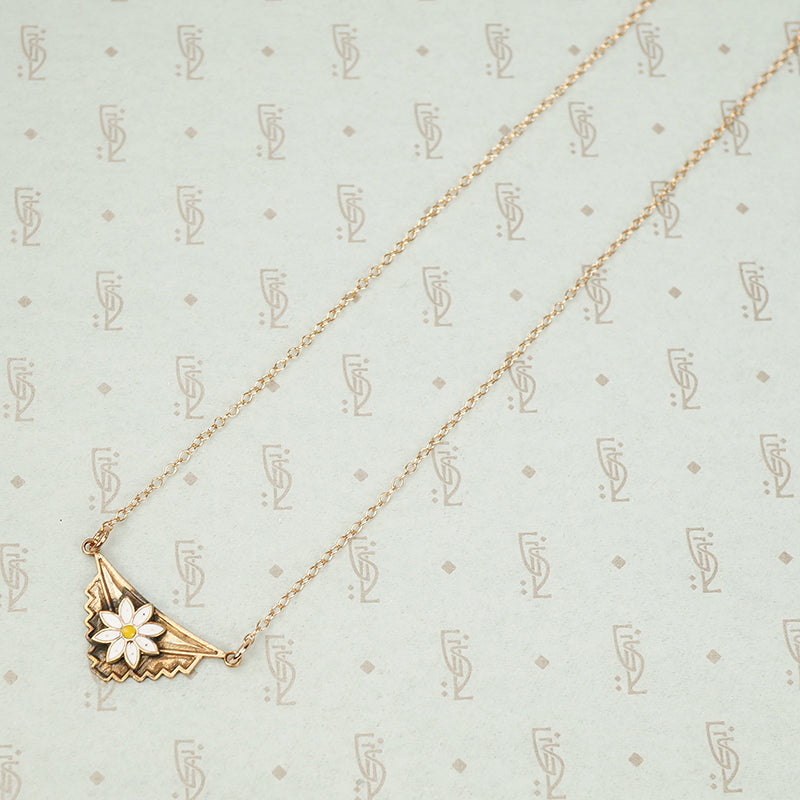The Rose Gold Daisy Necklace
