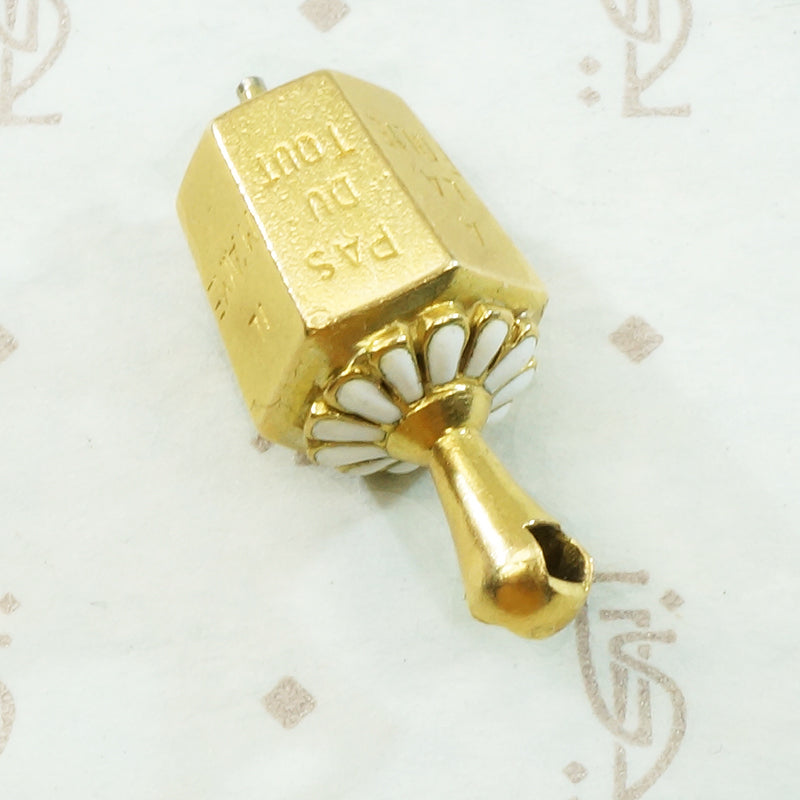 French 18k Gold Daisy Spinner
