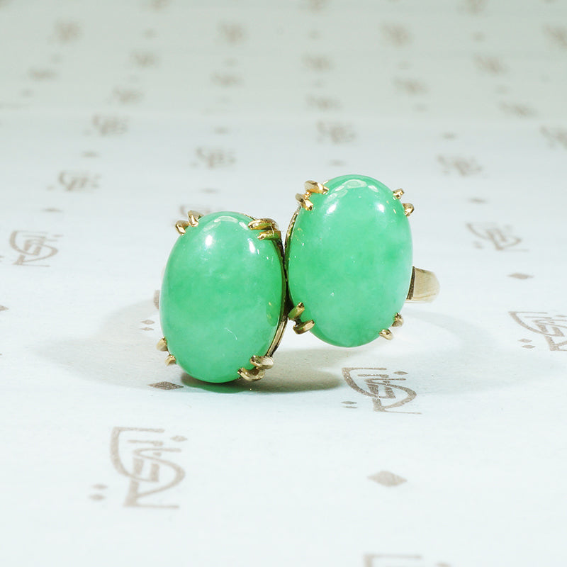 lux vintage double jade cabochon 18k yellow gold ring