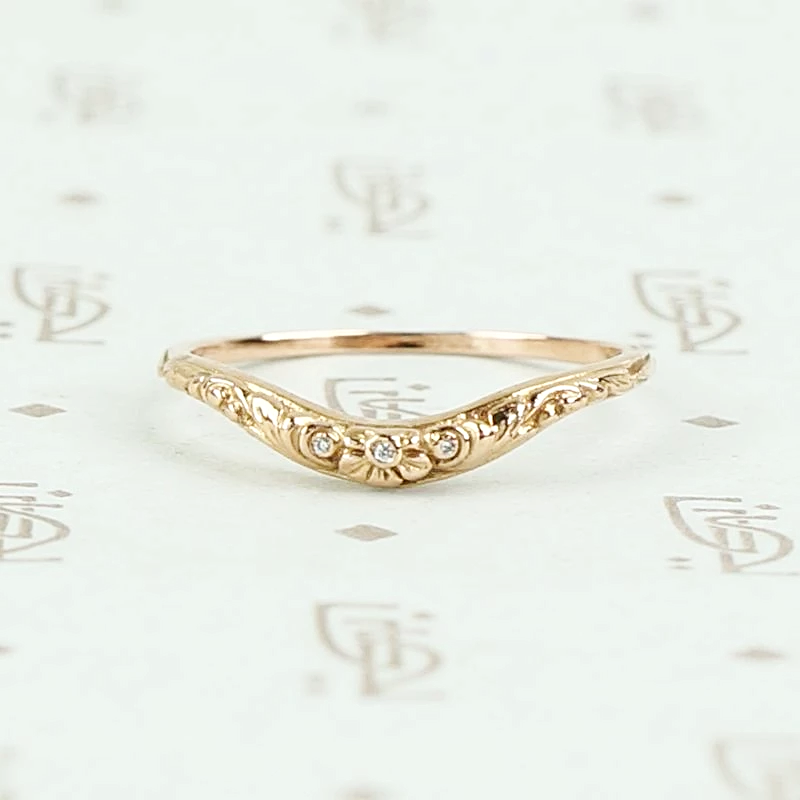 FLORAL CURVE with Diamonds a Recycled Revival Band