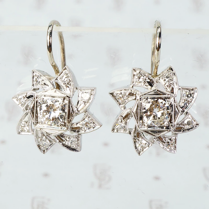 vintage 1940's 4k white gold and diamond pinwheel shaped earrings