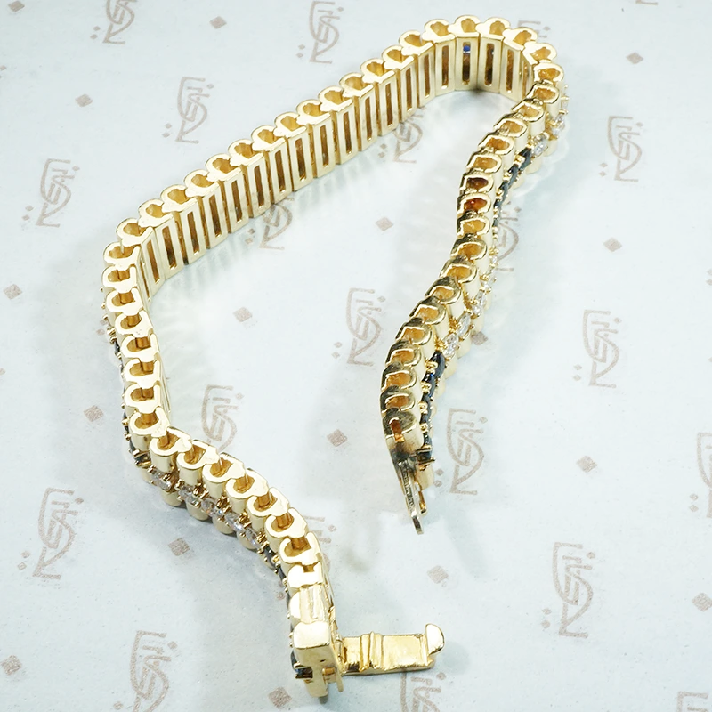 Timeless Gold Bracelet with Sapphires and Diamonds