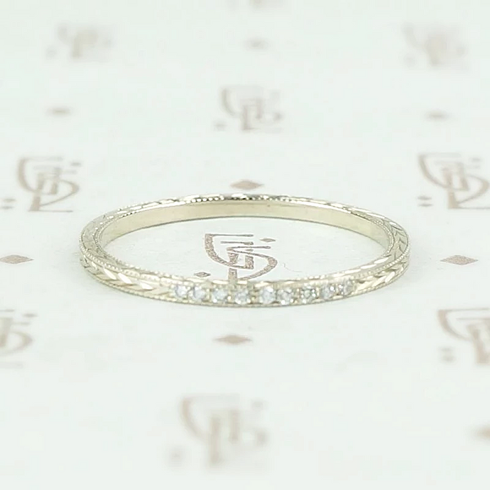 The diamond wheat band by 720 in white gold.
