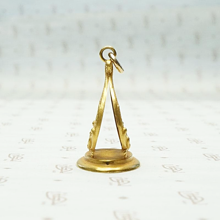 Enchanting 18k Gold Dolphin Fob