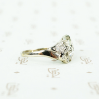 Vintage white gold diamond assymetrical ring circa 1940-50
