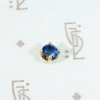 Single 0.35ct Antique Sapphire Gold Stud