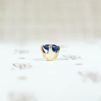 Single 0.35ct Antique Sapphire Gold Stud